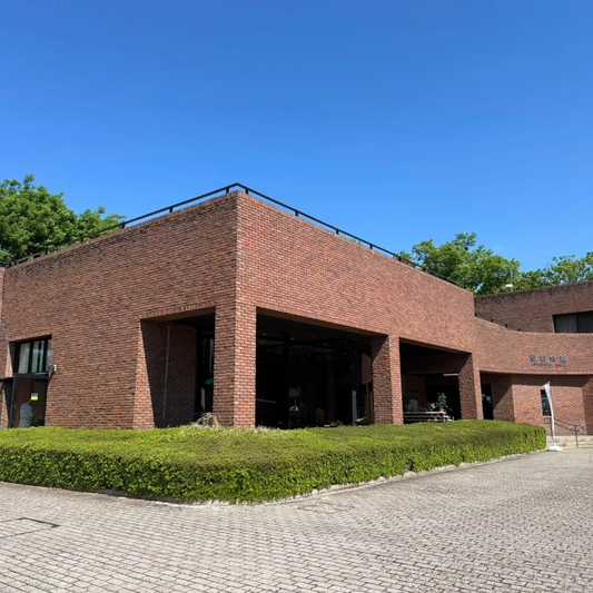 神代植物公園が多肉植物展示販売2026を開催、良株とお手頃価格苗の展示販売が来場機会に